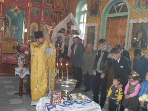 31.08.2014 с.Старая Андреевка Свято-Никольский  храм Божественная литургия